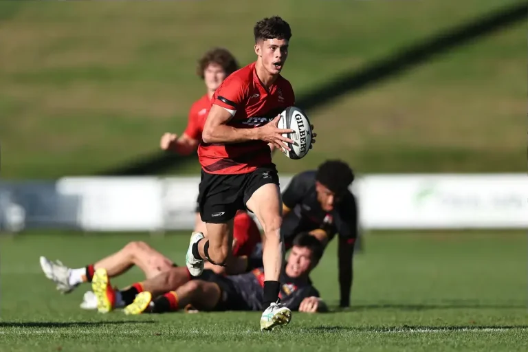 Scarlets Sign Welsh-Qualified Full-Back Isaac Murray-Macgregor From Crusaders Pathway