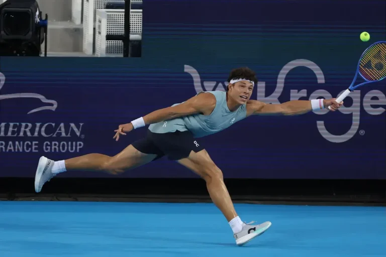 US Open: Home Hero Shelton Dethrones Alcaraz In Marathon Contest That Ends In Early Hours