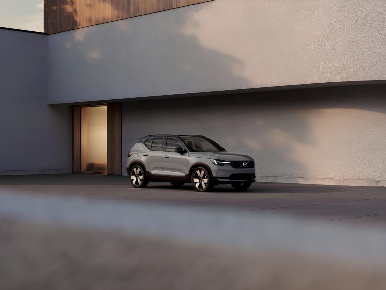 Significant Safety, Tech and Design Updates to Volvo Cars’ New 40 Series Cars